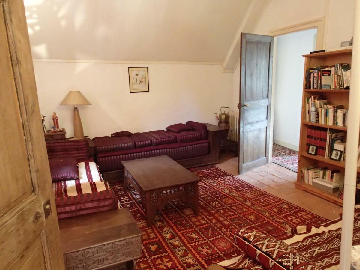 France Petit Chateau 卢埃 外观 照片